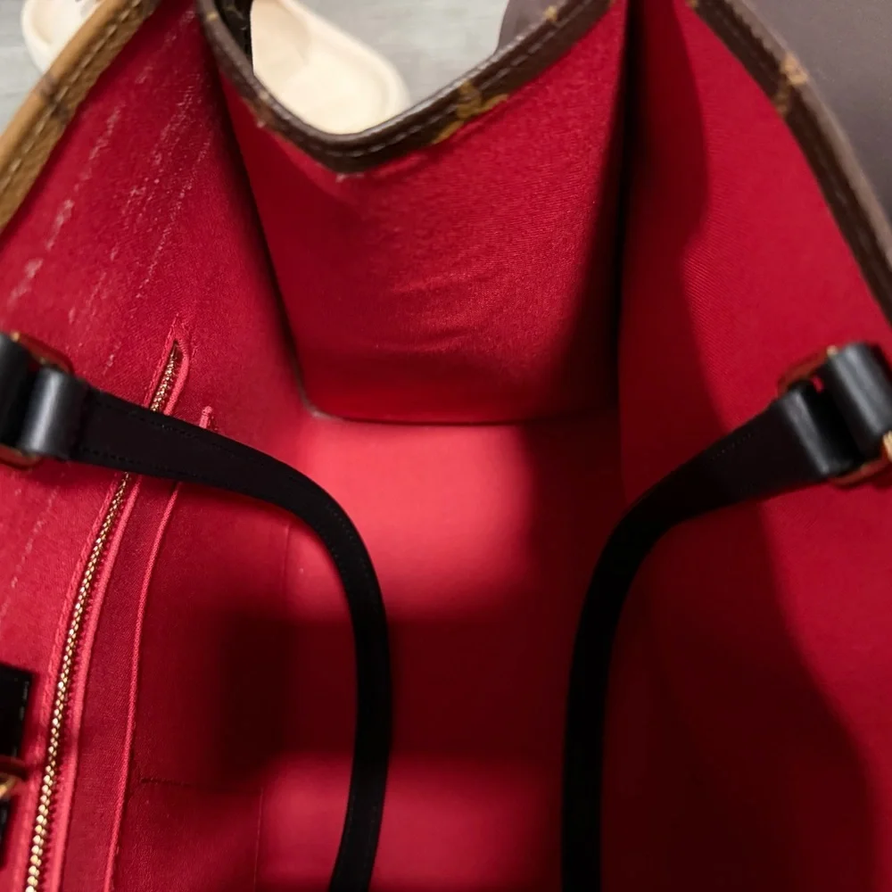 Louis Vuitton onthego MM revese monogram